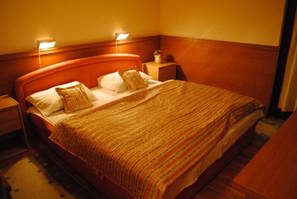 Motel Kiwi Grude Pokój zdjęcie