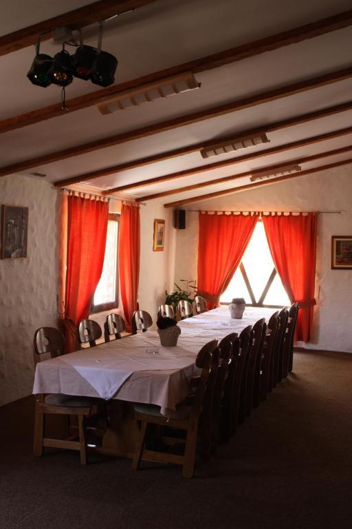 Motel Kiwi Grude Zewnętrze zdjęcie