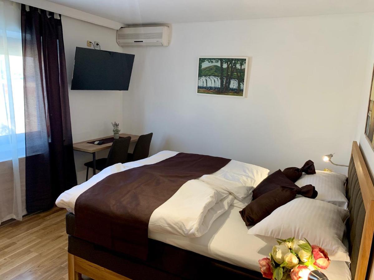Motel Kiwi Grude Zewnętrze zdjęcie